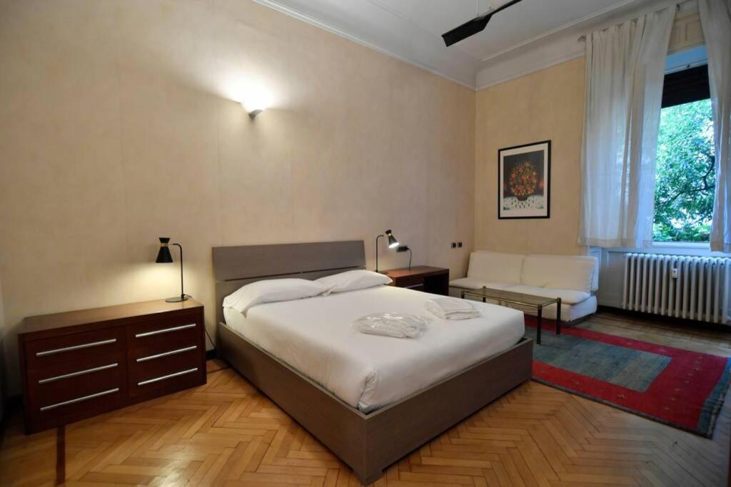 Ampio Appartamento Milano Centro Crocetta Exterior photo